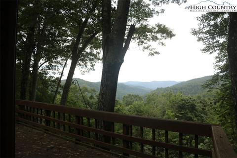 437 Overlook Dr, Deep Gap, NC 28618 photo 16