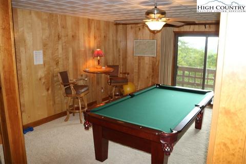 437 Overlook Dr, Deep Gap, NC 28618 photo 10