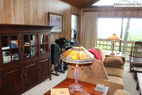 437 Overlook Dr, Deep Gap, NC 28618 photo 6
