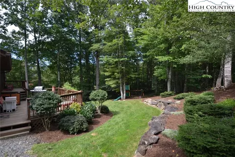 413 Academy St, Jefferson, NC 28640 photo 15