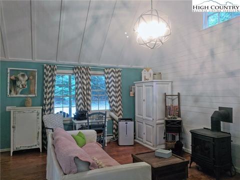 9044 Elk Creek Rd, Deep Gap, NC 28618 photo 8