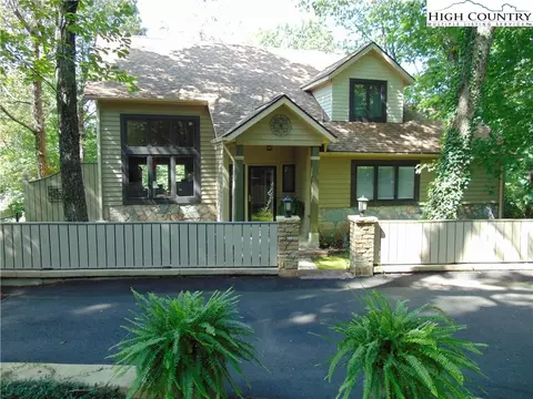 100 Pine Tree Dr, Roaring Gap, NC 28668 photo 13