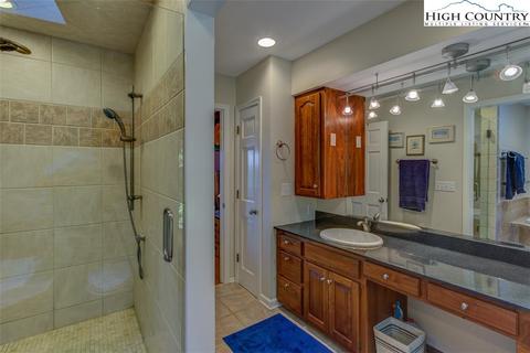843 Forestridge Dr, Boone, NC 28607 photo 33
