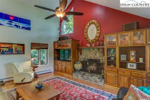 843 Forestridge Dr, Boone, NC 28607 photo 14