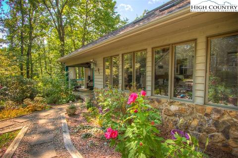 843 Forestridge Dr, Boone, NC 28607 photo 45