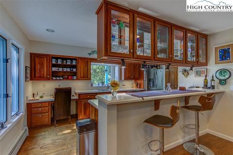 843 Forestridge Dr, Boone, NC 28607 photo 19