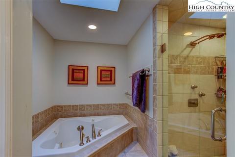 843 Forestridge Dr, Boone, NC 28607 photo 32