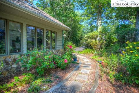 843 Forestridge Dr, Boone, NC 28607 photo 44