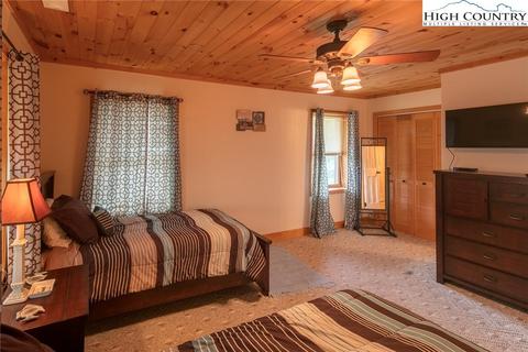 377 Ayers Rd E, Banner Elk, NC 28604 photo 24