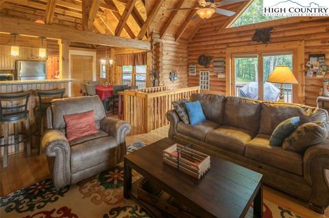 377 Ayers Rd E, Banner Elk, NC 28604 photo 5