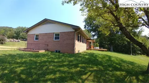 711 Hendrix Rd, Sparta, NC 28675 photo 22
