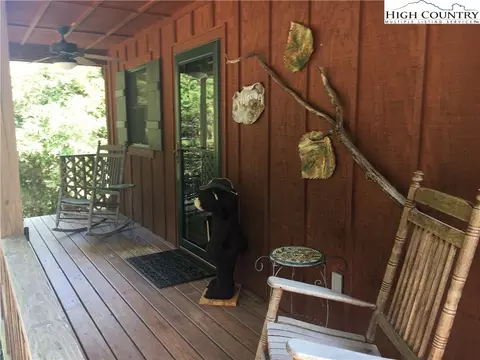 448 Woodpecker Rd, Purlear, NC 28665 photo 7