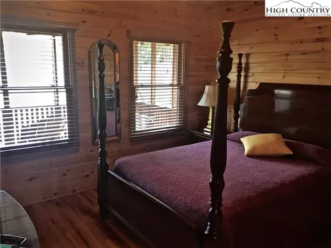 448 Woodpecker Rd, Purlear, NC 28665 photo 17
