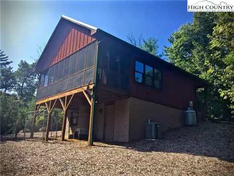 448 Woodpecker Rd, Purlear, NC 28665 photo 28