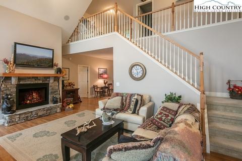 1584 Skyland Dr, Seven Devils, NC 28604 photo 3