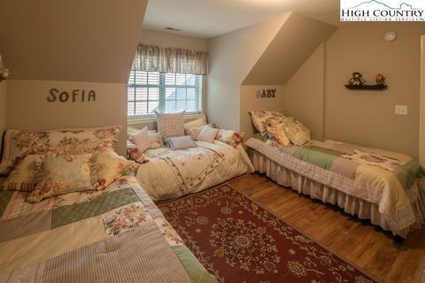 1584 Skyland Dr, Seven Devils, NC 28604 photo 12