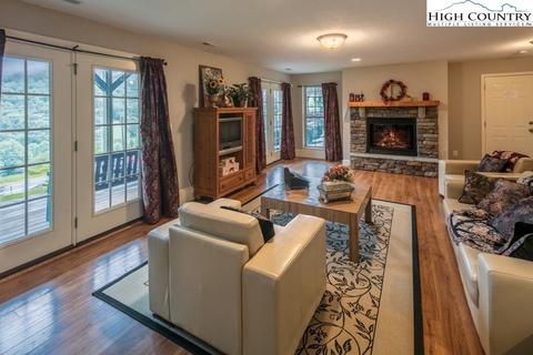 1584 Skyland Dr, Seven Devils, NC 28604 photo 14