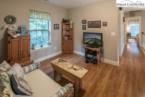 1584 Skyland Dr, Seven Devils, NC 28604 photo 10