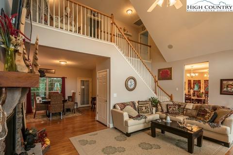 1584 Skyland Dr, Seven Devils, NC 28604 photo 9