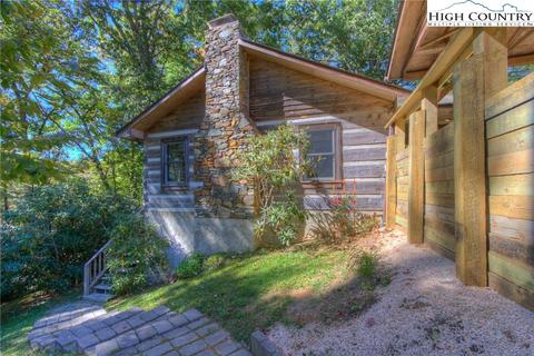 151 Firefly Ln, Boone, NC 28607 photo 3
