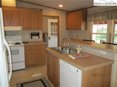 356 Laurel Knob Rd, Todd, NC 28684 photo 13