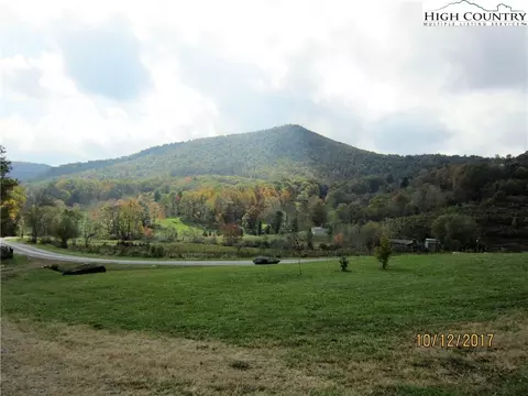 356 Laurel Knob Rd, Todd, NC 28684 photo 2