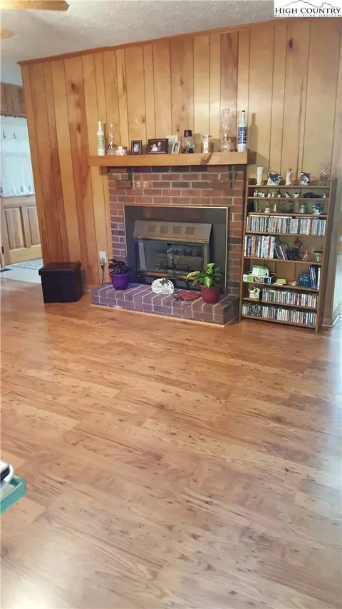 3043 Bamboo Rd, Boone, NC 28607 photo 6