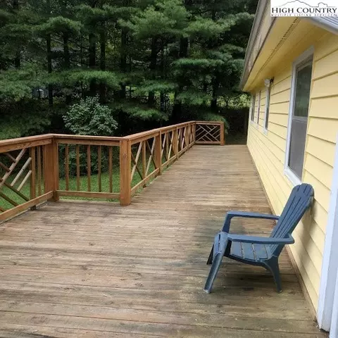 542 Hardaman Circle Cir, Boone, NC 28607 photo 9