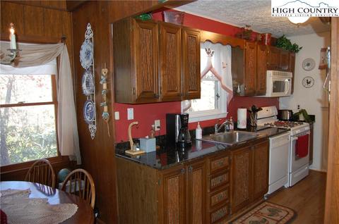 243 Elderberry Loop, Linville, NC 28646 photo 5