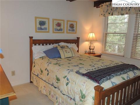 2957 Hickory, Boone, NC 28607 photo 22