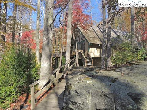 2957 Hickory, Boone, NC 28607 photo 1