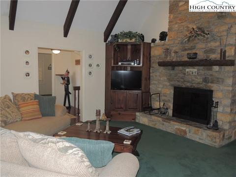 2957 Hickory, Boone, NC 28607 photo 7