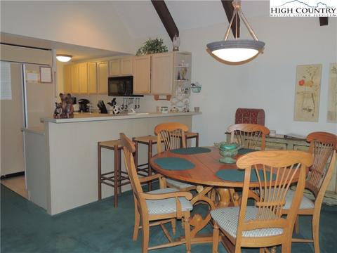 2957 Hickory, Boone, NC 28607 photo 10