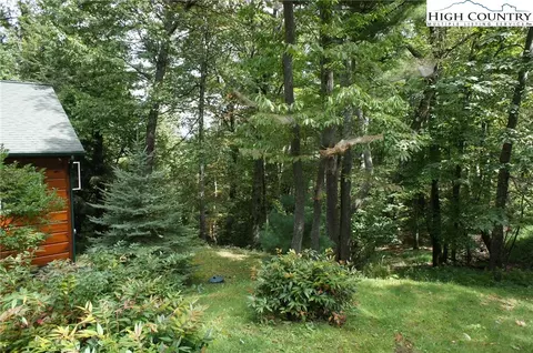 150 Merrywether Ln, Boone, NC 28607 photo 3