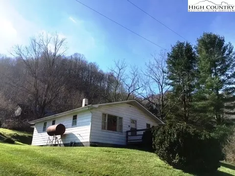 449 Cabbage Creek Rd, Creston, NC 28615 photo 7