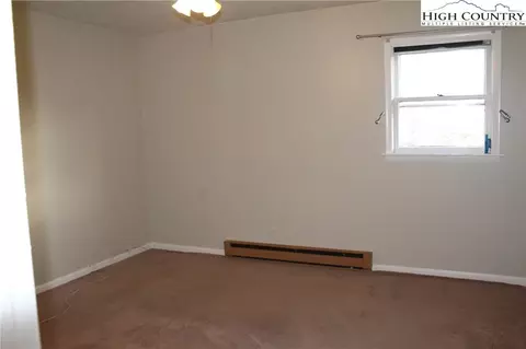 780 Flat Rock Rd, Crumpler, NC 28617 photo 7