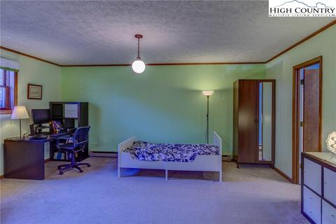321 Perkins St, Boone, NC 28607 photo 28