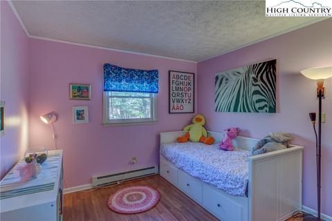 321 Perkins St, Boone, NC 28607 photo 20