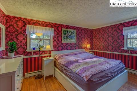 321 Perkins St, Boone, NC 28607 photo 21