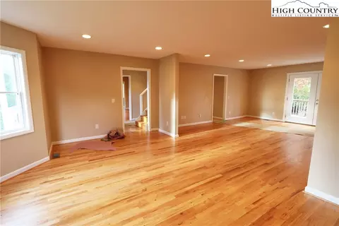 327 Chase Hl, Boone, NC 28607 photo 10