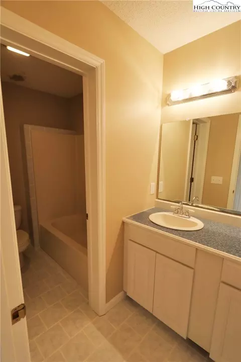 327 Chase Hl, Boone, NC 28607 photo 26