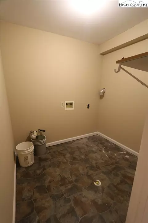 327 Chase Hl, Boone, NC 28607 photo 30