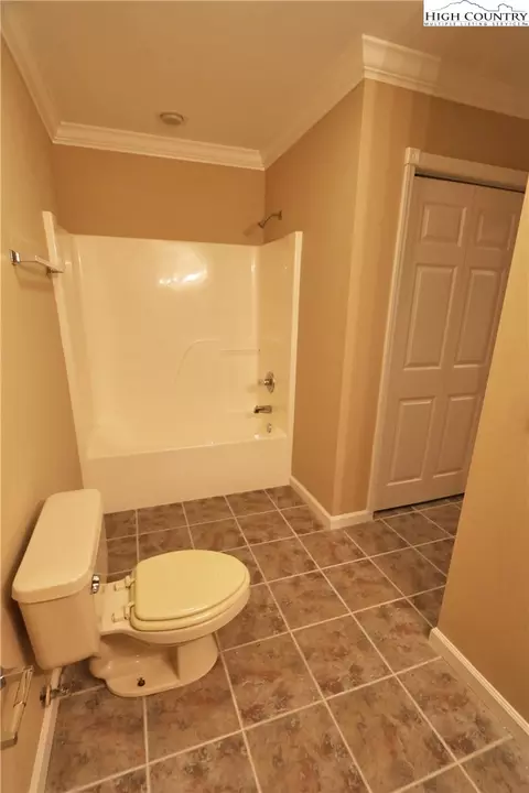 327 Chase Hl, Boone, NC 28607 photo 29