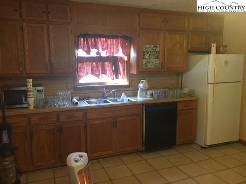 680 W Brushy Fork Rd, Creston, NC 28615 photo 4