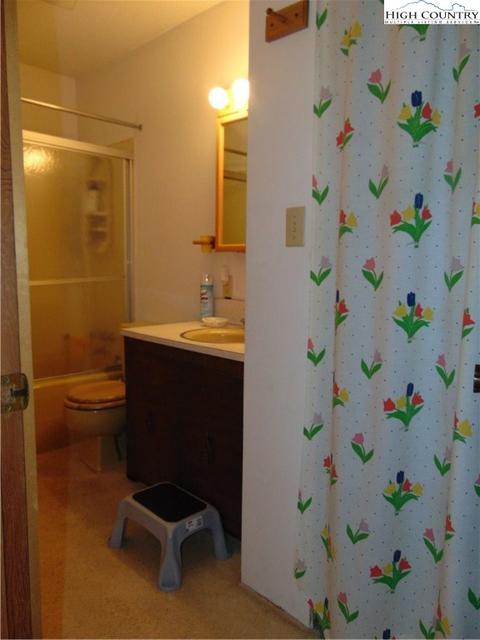 245 Eastern Air Ln, Sparta, NC 28675 photo 27