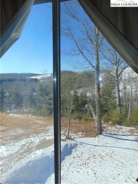 245 Eastern Air Ln, Sparta, NC 28675 photo 33