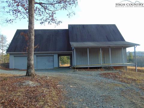245 Eastern Air Ln, Sparta, NC 28675 photo 9