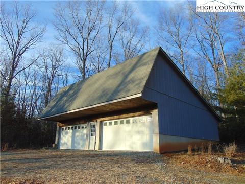245 Eastern Air Ln, Sparta, NC 28675 photo 6