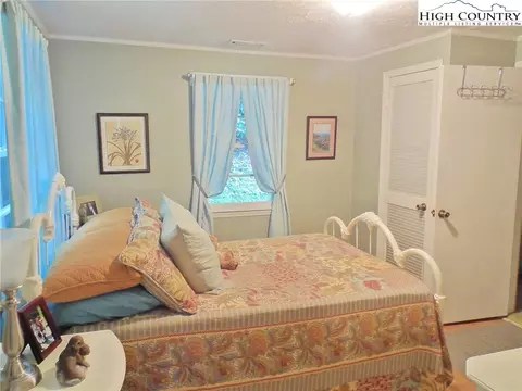 156 Yellow Brick Rd, Todd, NC 28684 photo 6