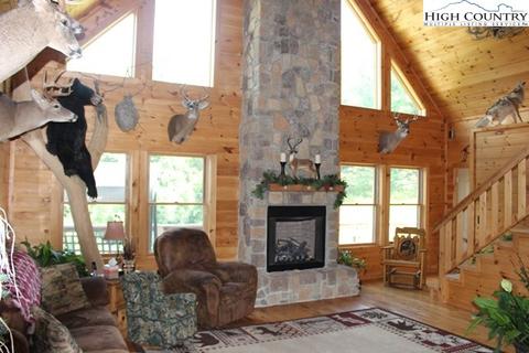 302 Spring Mountain Trl, Lansing, NC 28643 photo 9